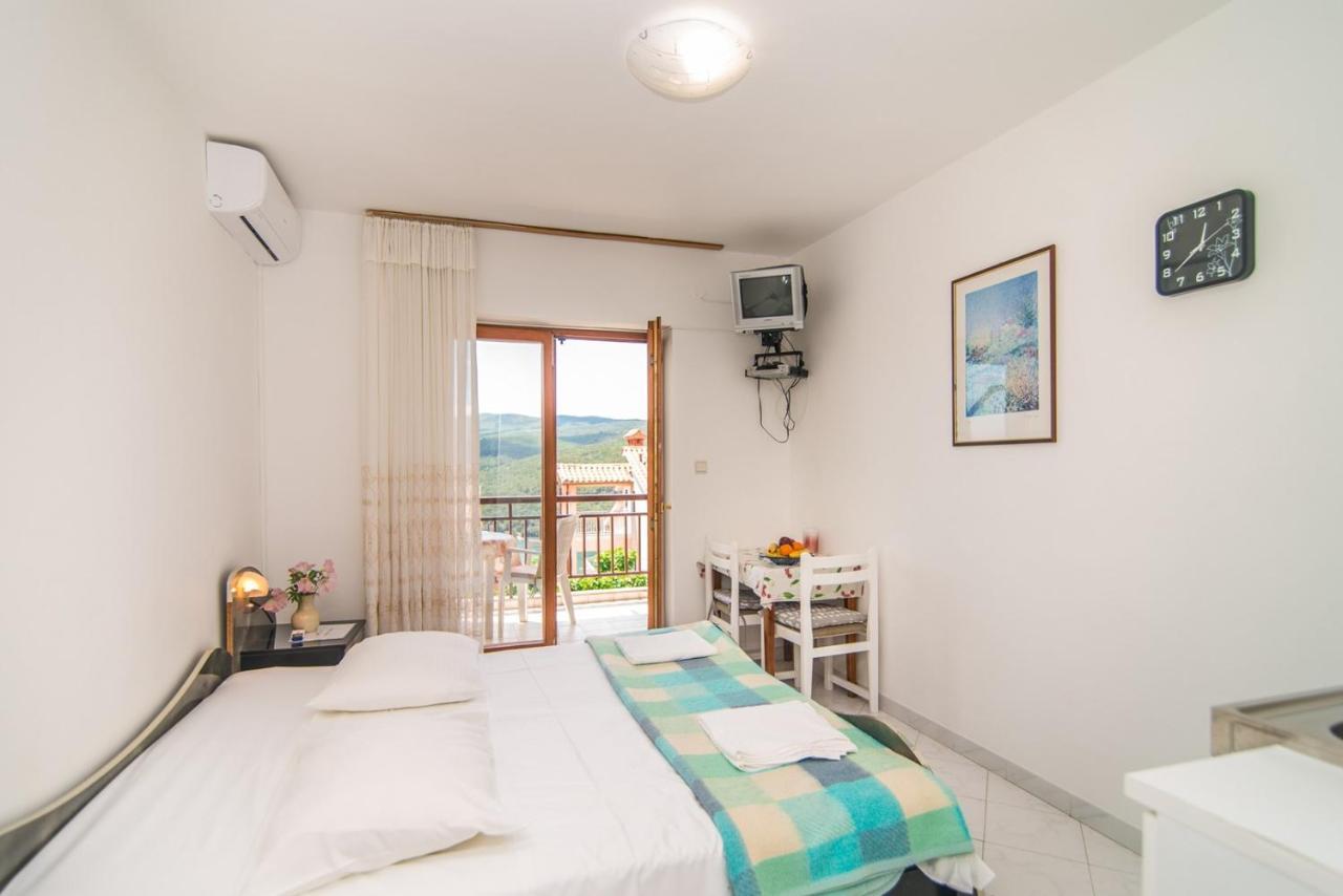 Apartments Pino 라벡 외부 사진