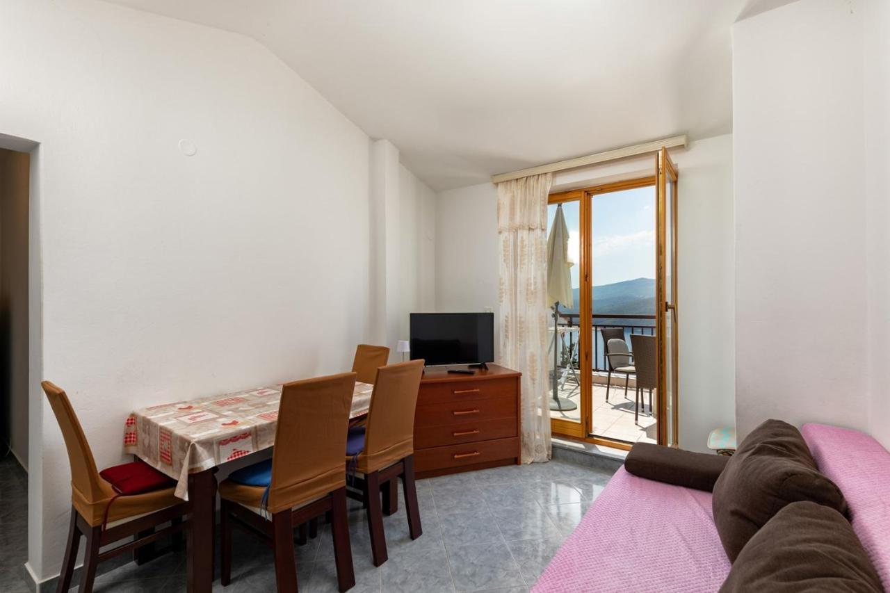 Apartments Pino 라벡 외부 사진
